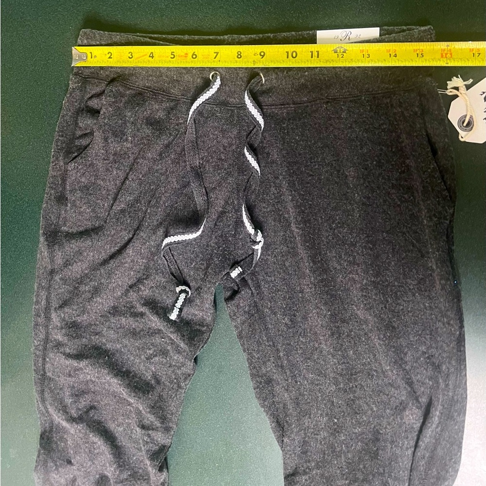 Reflex Life is out there jogger style pants. - Picture 6 of 9